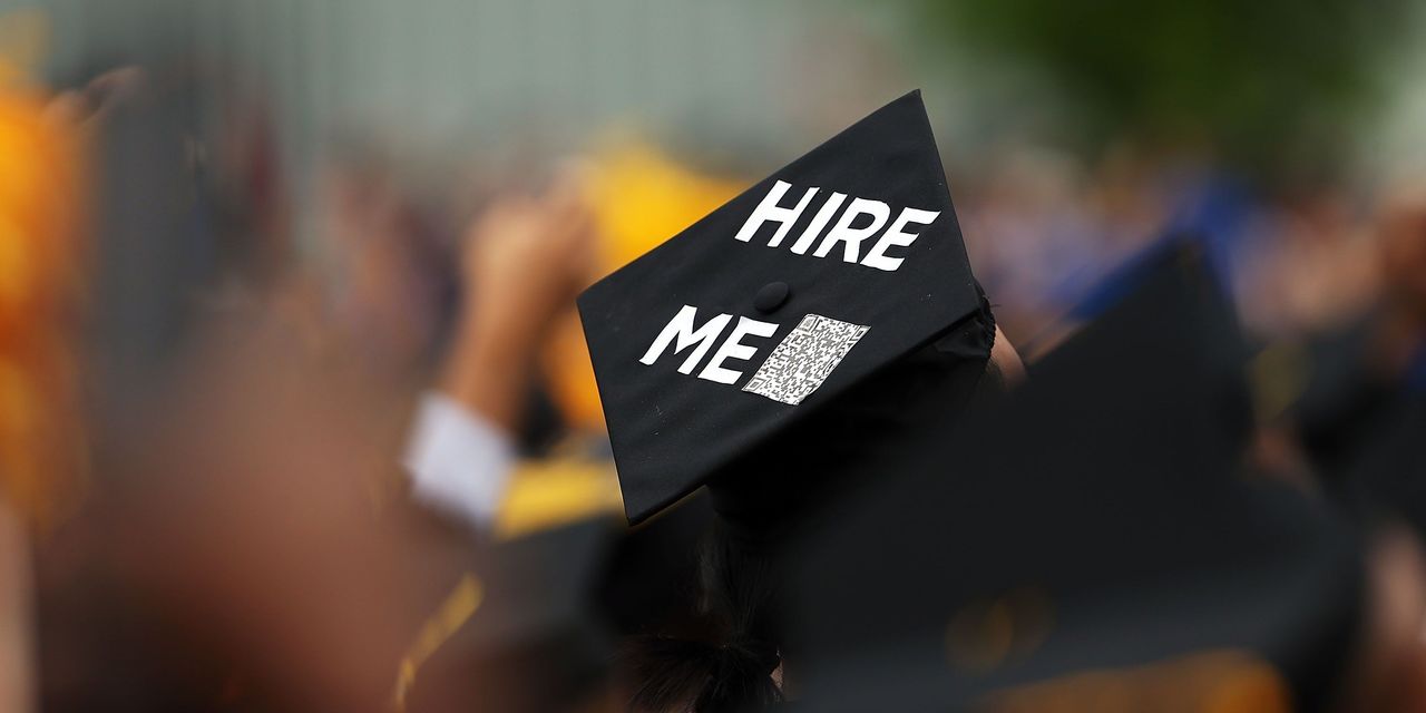 These business majors have the highest 'return on investment' — with college graduates earning up to $165,000 a year