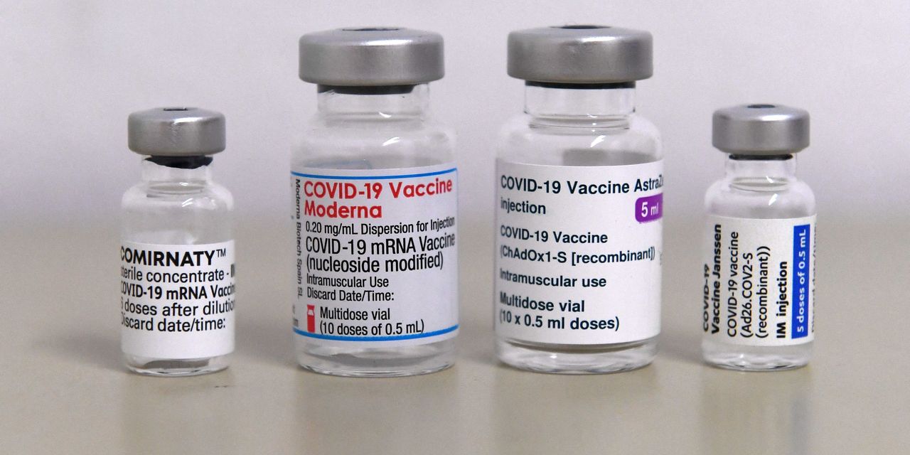 FDA advisers say the U.S. needs updated COVID-19 boosters to fight omicron