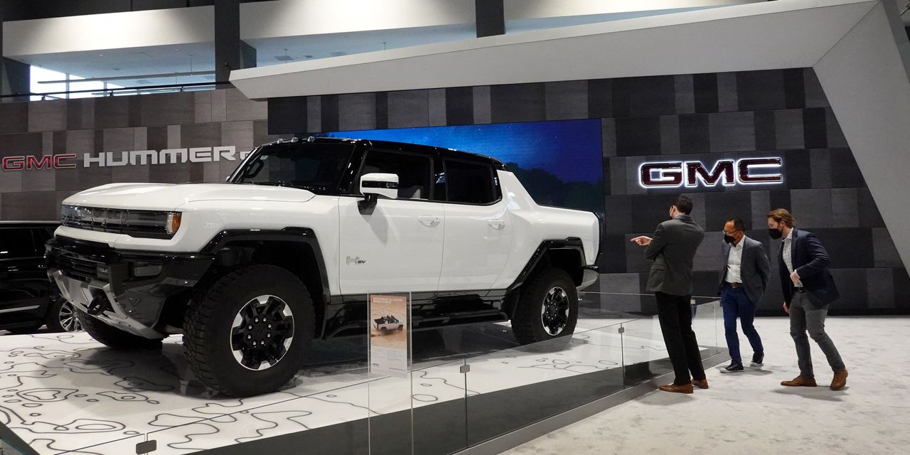 General Motors slowly ramps up production of electric Hummer truck