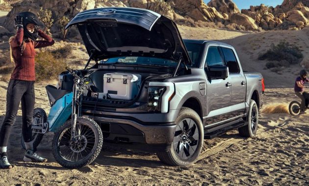 A drain, power outlets and a secret door are just some of the things in the ‘frunk’ of the Ford F-150 Lightning