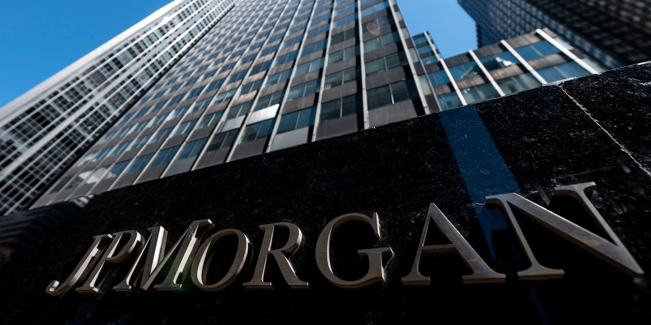 Ex-JPMorgan metals traders face trial on racketeering charges