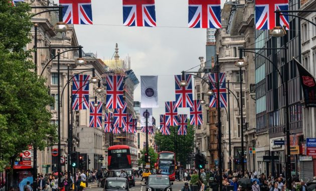 U.K. inflation hits fresh 40-year high of 9.4%