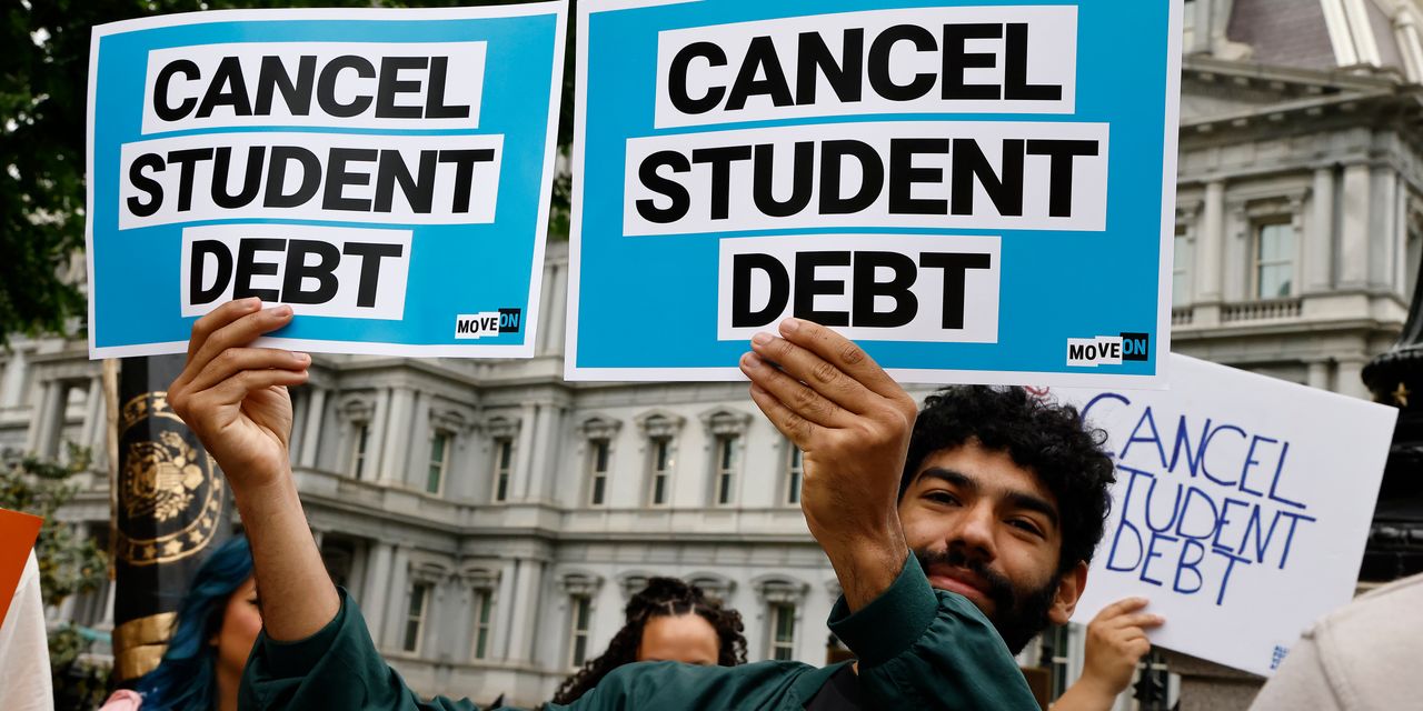 Student loan debt-collection system is too harsh: Education Department official