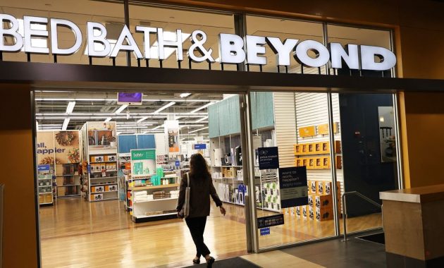 Bed Bath & Beyond stock set to snap longest win streak in 15 years after Baird analyst suggests it's time to sell