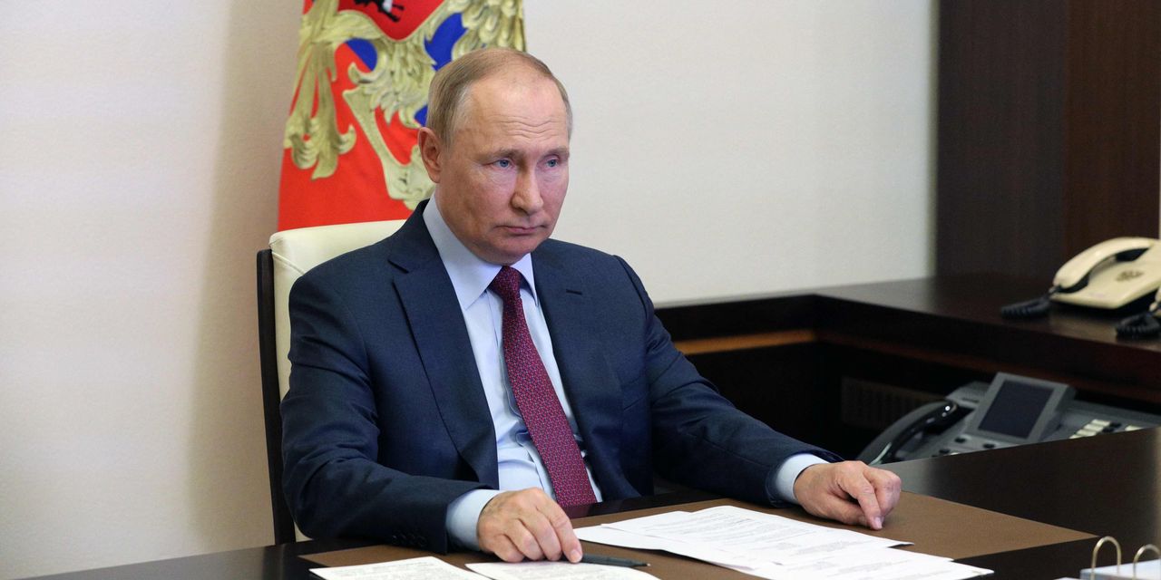 Putin's claim that sanctions are creating conditions for a global famine is a myth, say Yale academics