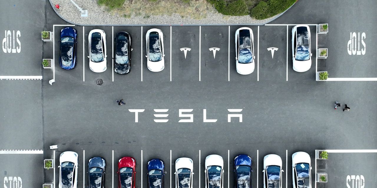 What we love and hate about Tesla