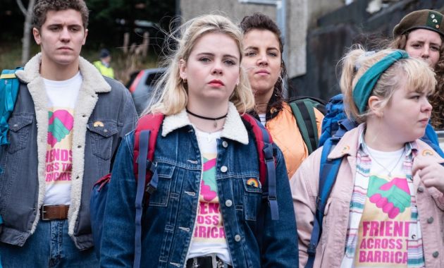 'Derry Girls' and more: Here's everything coming to Netflix in October 2022