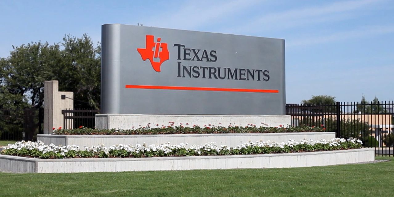 Texas Instruments focuses on long-term chip capacity buildout, while weak short-term outlook weighs on stock