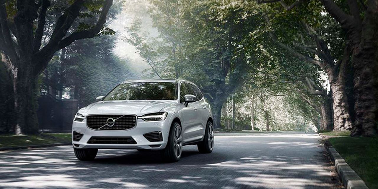 Volvo Car Q3 earnings hit by higher raw material costs; though demand robust