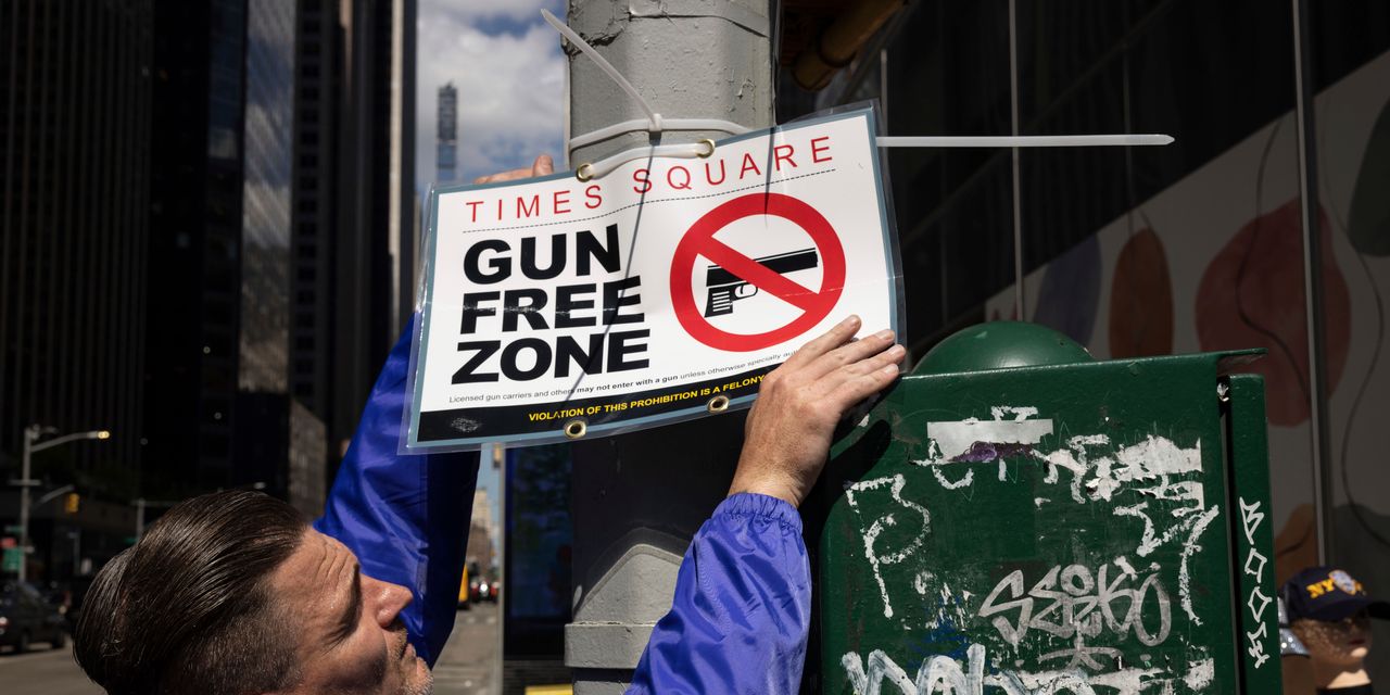 A majority Americans want to live in a place with strong gun-control laws: Redfin poll