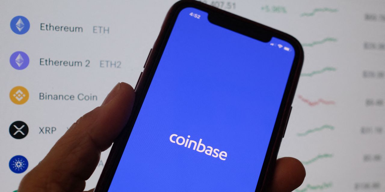 Coinbase prepares for likely worse 2023, Q3 revenue drops more than 50%