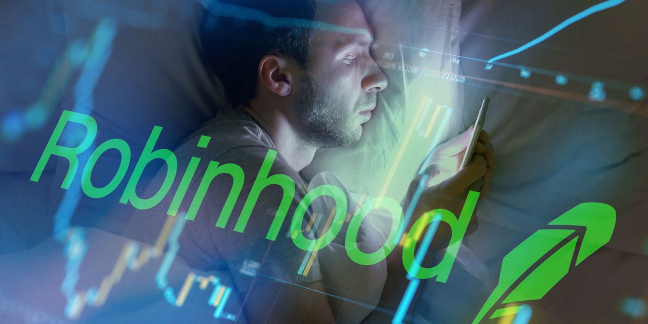 Robinhood's active users fall, approaching pre-meme-stock-craze numbers