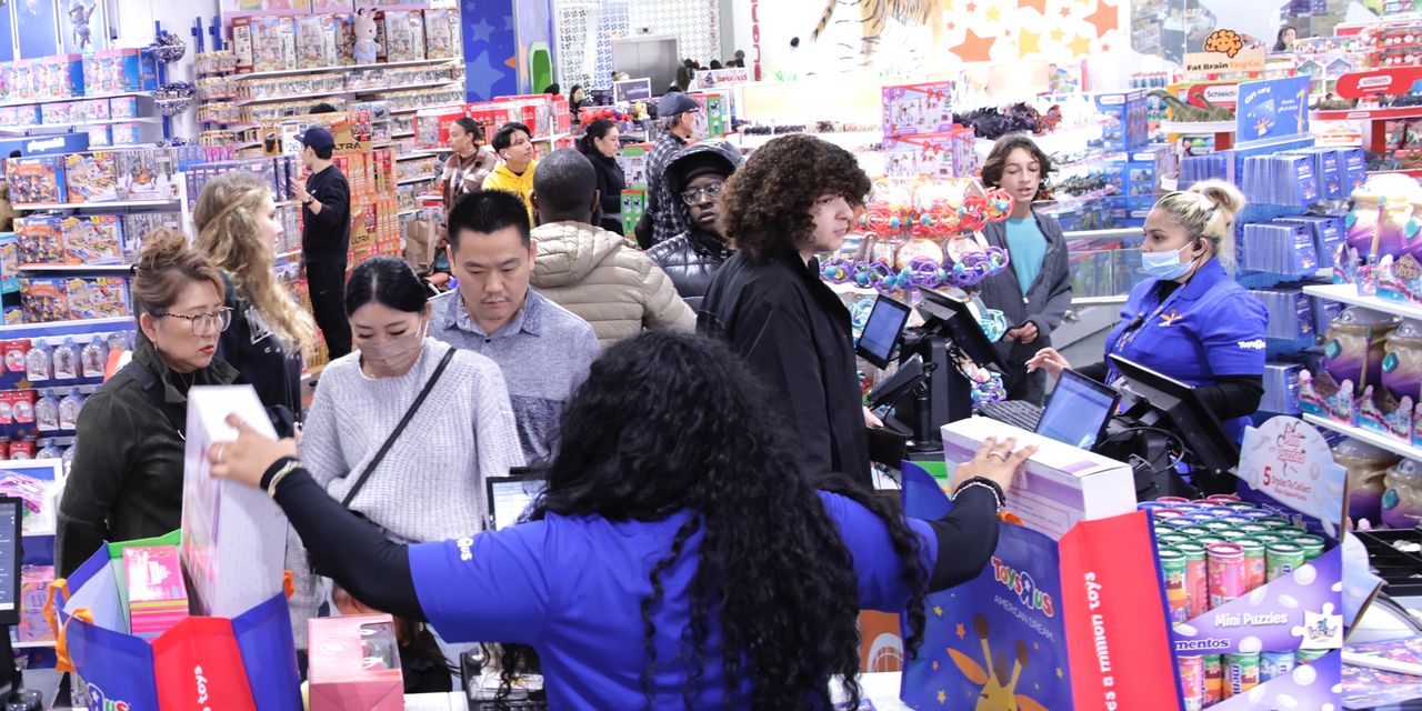 U.S. consumer sentiment improves in December as inflation worries ease